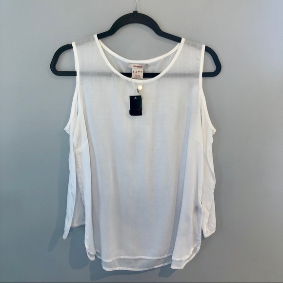 ✨3/$30 NWT Manguun Cold Should White Blouse - Picture 3 of 10